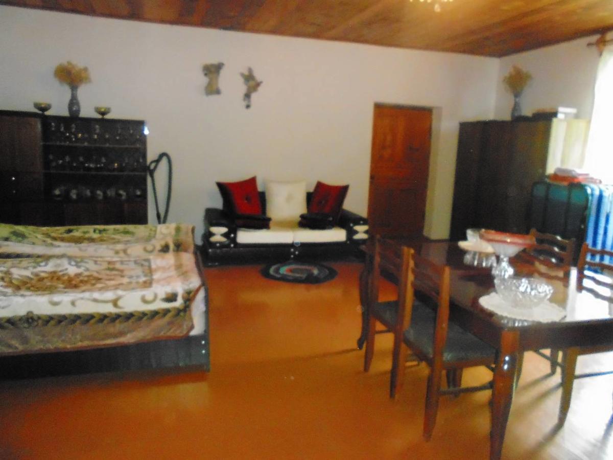 Zhabeshi Givi Kakhiani'S Guesthouse מראה חיצוני תמונה